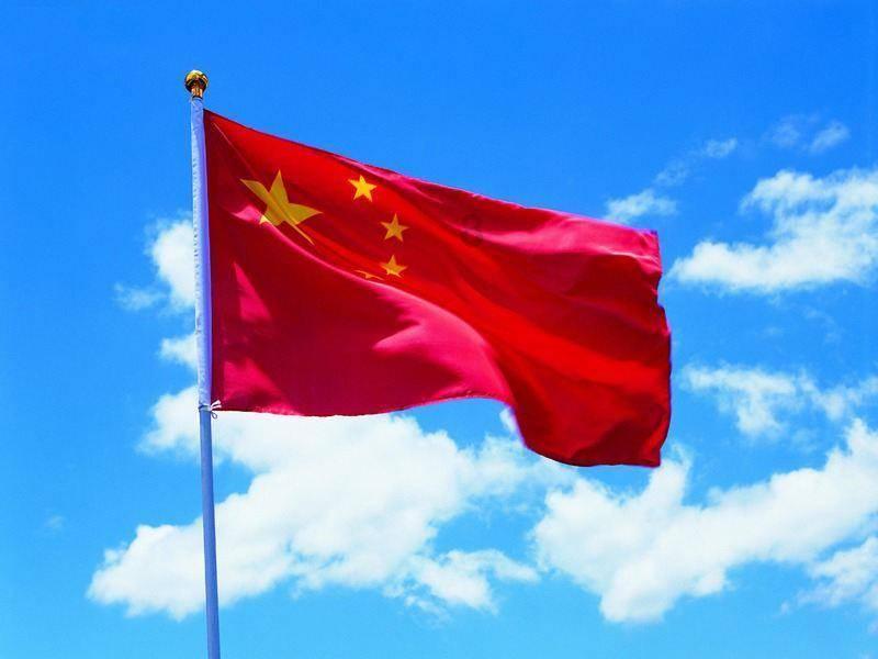 逃出昏暗的地下室